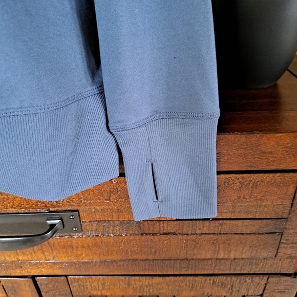 Bench Split Hem Long Sleeved Top Blue T-shirt Women's Small Soft Knit Tee - Picture 5 of 9